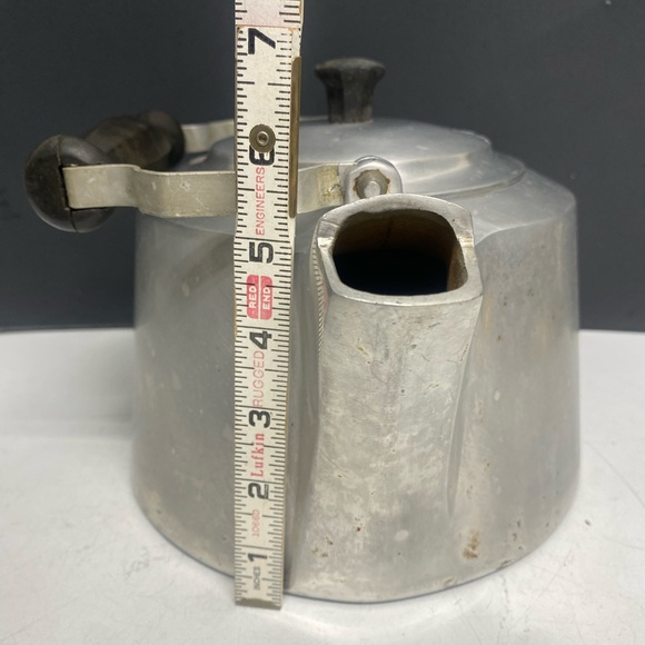Aluminum Teapot by Miracle Maid Cookware - Picture 9 of 17